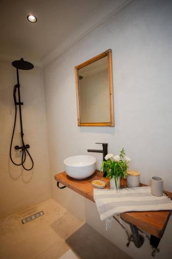 Deluxe Double Room4